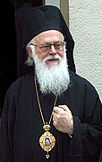 Патриаршее поздравление Предстоятелю Албанской Православной Церкви Архиепископу Анастасию с днем тезоименитства